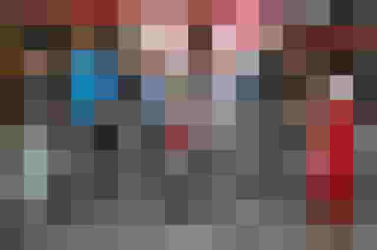 Hauptpreisübergabe der Aktion "Salzburg radelt" mit sechs Gewinnern und Fahrrädern.