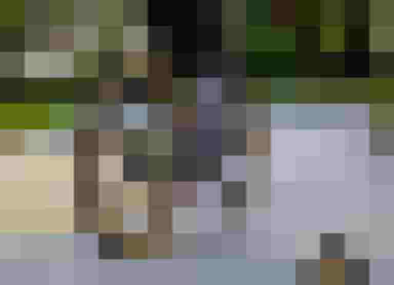 Fahrer auf Fahrrad im Pumptrack von Itzling, umgeben von Wellen und Kurven.