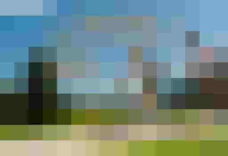 Zwei Radfahrer auf einer malerischen Strecke in Österreich, Thema: Radtourismusanalyse 2018.