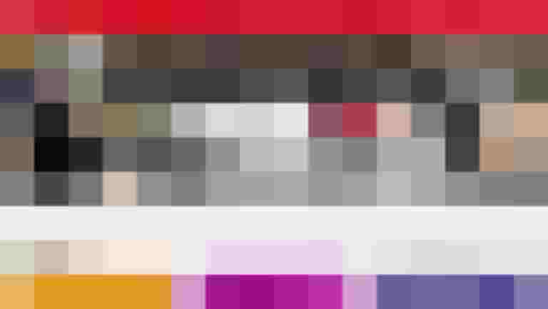 Radfahrer auf einer Stadtstraße, Förderung nachhaltiger Mobilität in Dänemark.