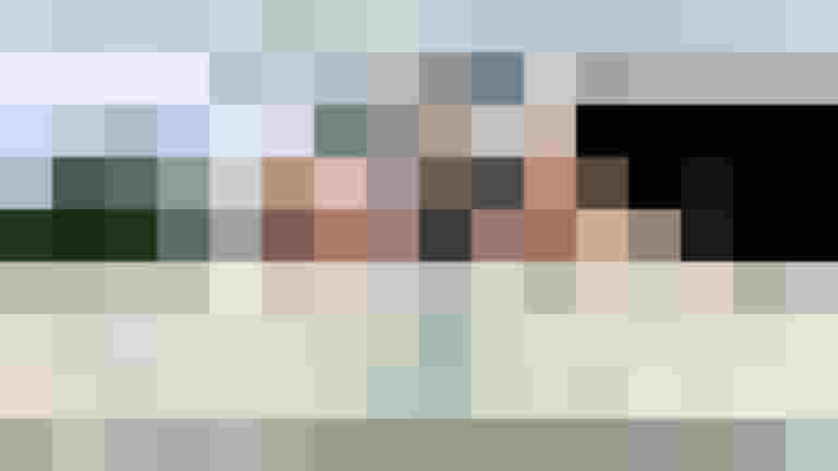 Trinkbrunnenkarte für Salzburg, Smartphone zeigt Wasserquellen zum Radfahren.