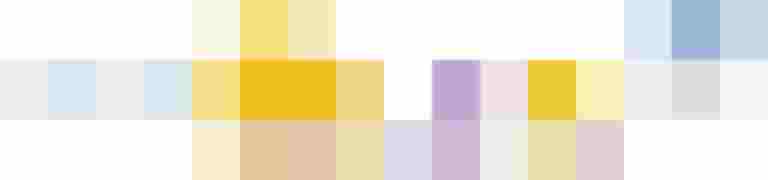 Fahrradfahrer mit Lastenrad transportiert Pakete zur effizienten Zustellung auf der „letzten Meile“.