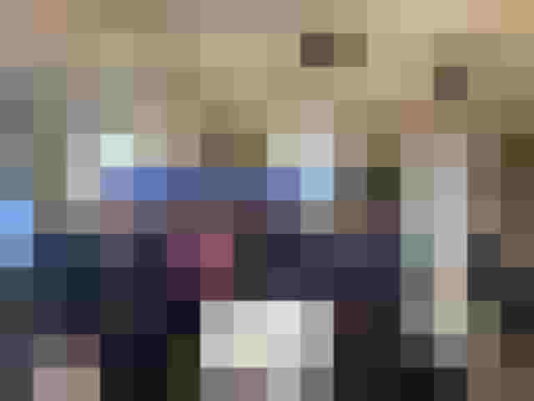 EU-Verkehrsminister*innen unterzeichnen die „Cycling Declaration“ in festlicher Umgebung.