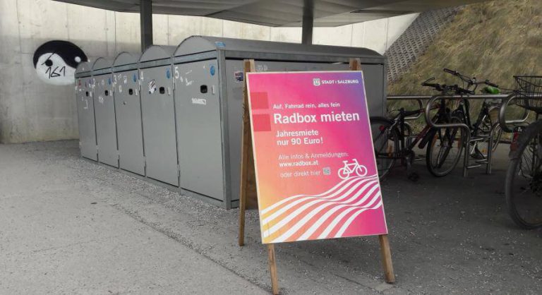 Radboxen zur Fahrradaufbewahrung in Salzburg für 90 Euro Jahresmiete.