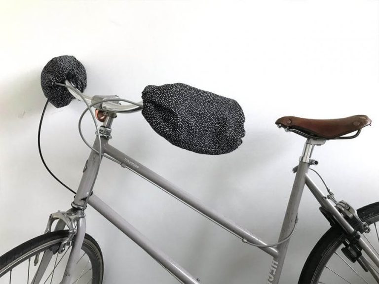 Lenkerstulpen am Fahrrad für warme Hände beim Winterradeln in Salzburg.