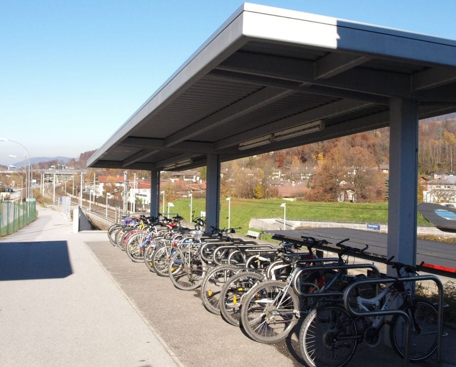 Fahrradstellplatz am Bahnhof